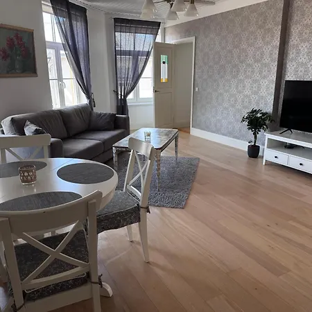 Apartment Karja With Sauna